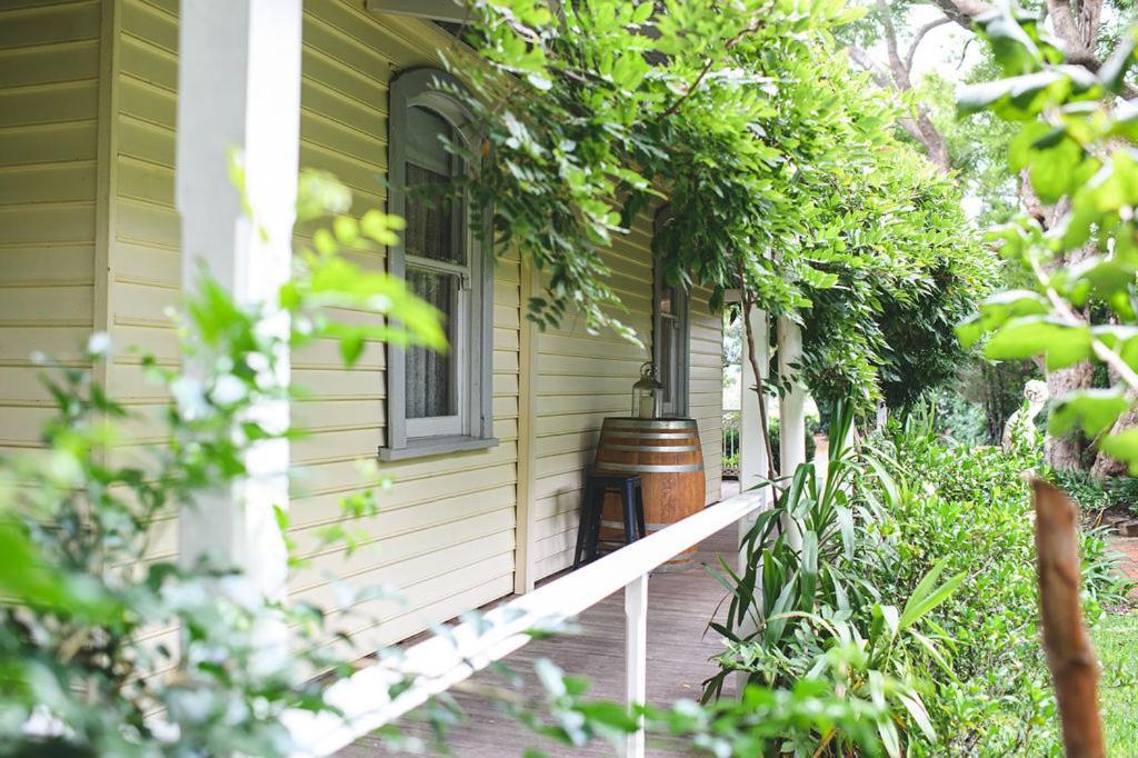 Plynlimmon-1860 Heritage Cottage Or Double Room With Orchard View Kurrajong Exterior foto